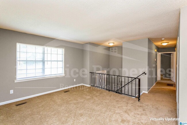 Building Photo - 4021 Debby Dr