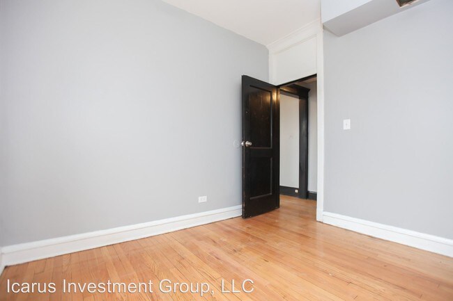 Building Photo - 6558 S Green St