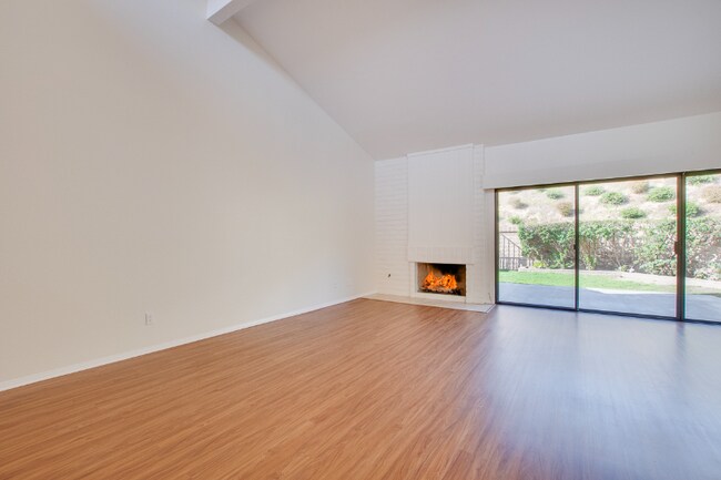 Foto del edificio - 1828 Caminito Ascua