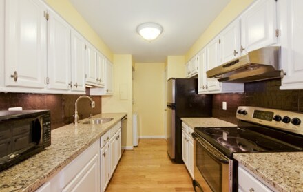 Foto del edificio - 807 N Howard St