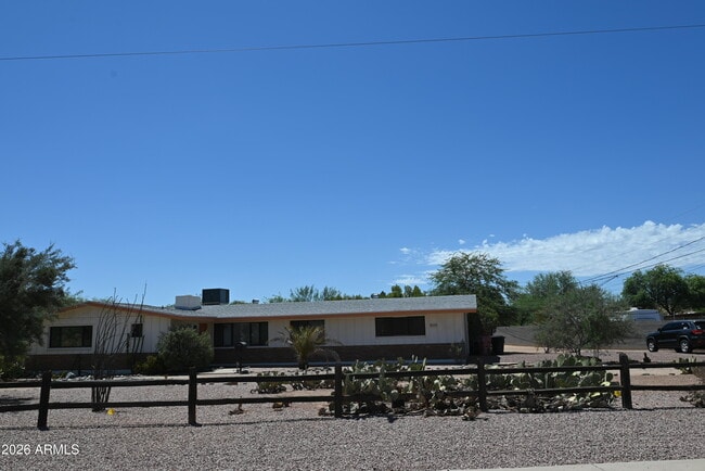 Building Photo - 8339 E Cholla St