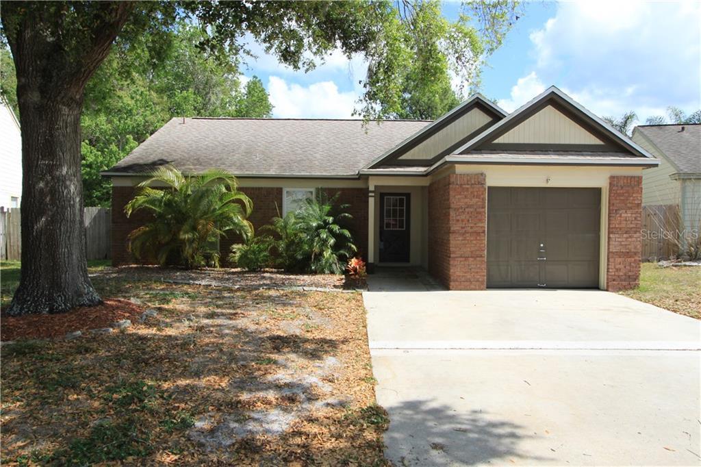 Primary Photo - 1010 McCully Ct