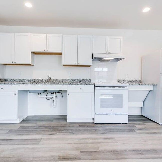 Building Photo - New Construction Duplex For Lease!!