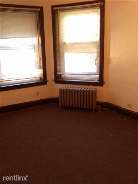 Building Photo - 10713 S Church St