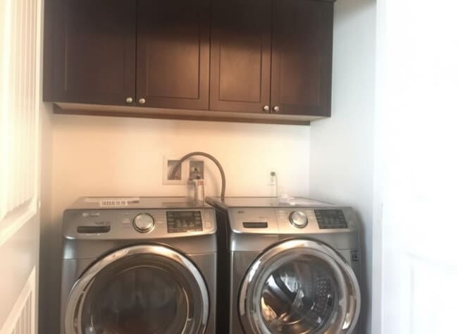 Building Photo - 8618-8682 82nd St