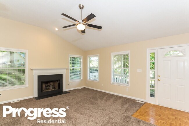 Building Photo - 153 Country Mill Ln