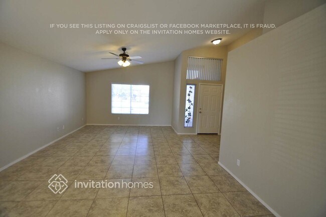 Building Photo - 8842 N 112th Ave