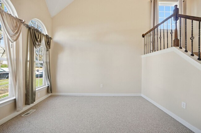 Building Photo - Quailshire Estates 4 Bed, 2.5 Bath Home in Chesapeake, VA