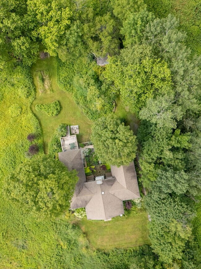 Foto del edificio - 4831 County Hwy 6