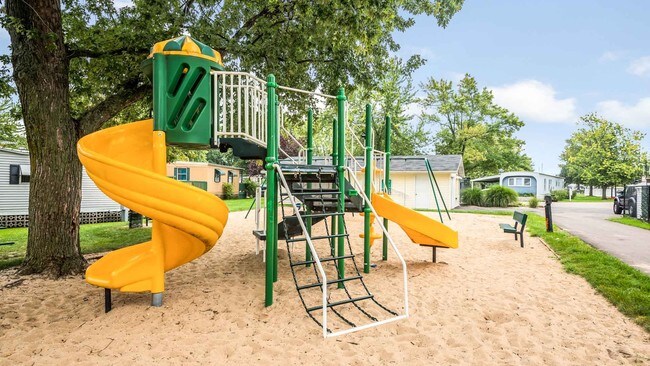 Área de juegos infantiles - Lincoln Estates