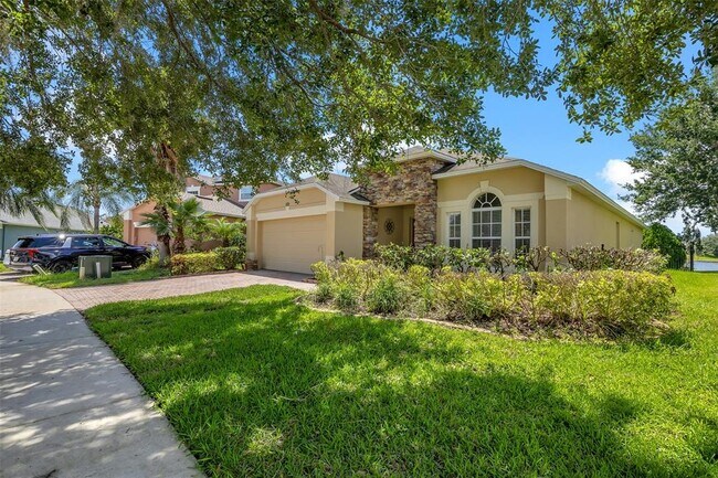 Foto del edificio - 12608 Iris Lake Dr