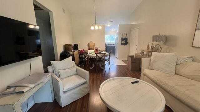 Foto del edificio - 1777 Dax Ct