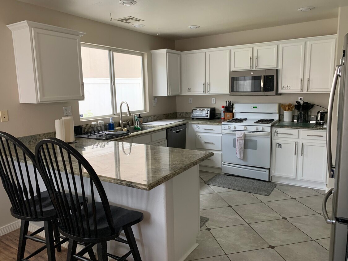 Foto principal - 5405 Lazy Meadow Ct