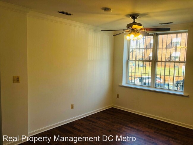 Building Photo - 2 br, 1 bath House - 5 46th St SE #2