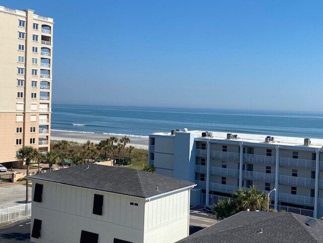 Foto del edificio - Fabulous Ocean Views!