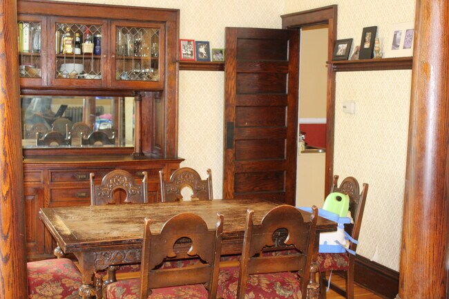 Dining Room - 2926 Columbus Ave
