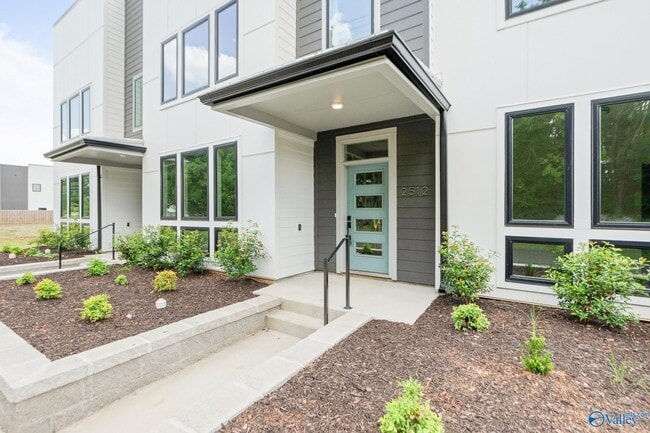 Foto del edificio - 2512 Freeman Rd SW