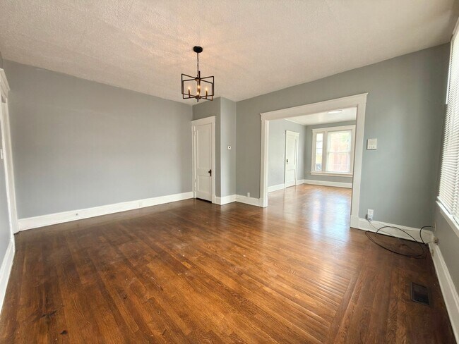 Foto del edificio - 1815 Clarion Ave