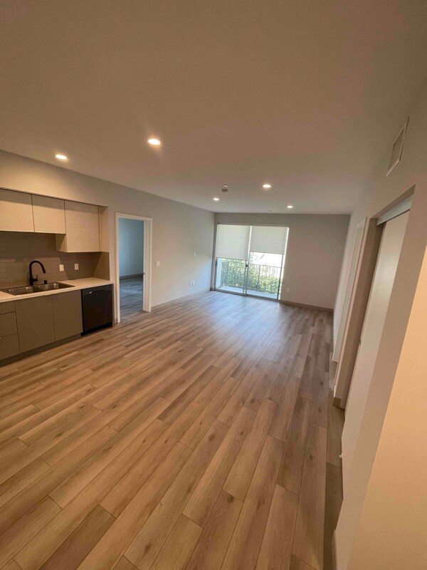 Foto del edificio - 10925 Hartsook St