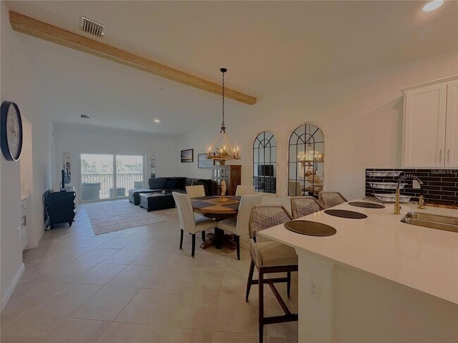 Foto del edificio - 14257 Heritage Landing Blvd