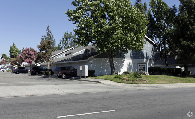 Building Photo - Mountain Terrace Townhomes