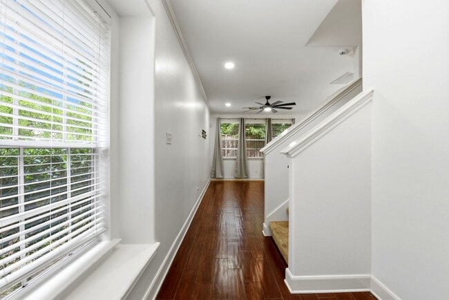 Building Photo - 78 N Camellia Grove Cir