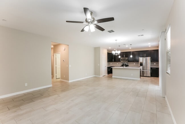 Building Photo - 6851 E Posada Cir