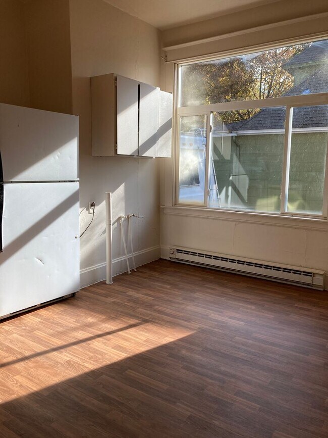 Foto del edificio - 5028 N Nelson St