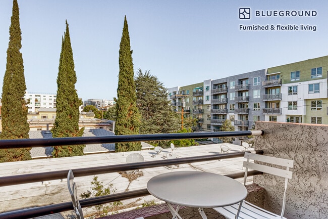 Foto del edificio - 11251 Morrison St