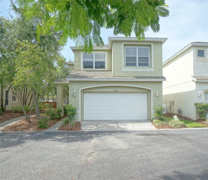 Foto principal - 10503 Barnstable Ct