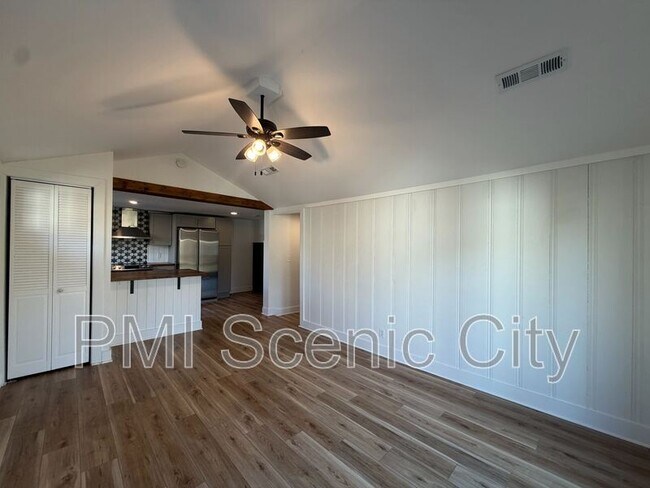 Foto del edificio - 607 Franklin St