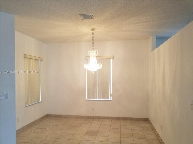 Foto del edificio - 7333 NW 1st Pl