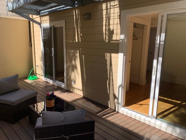 Patio - 119 Peralta Ave