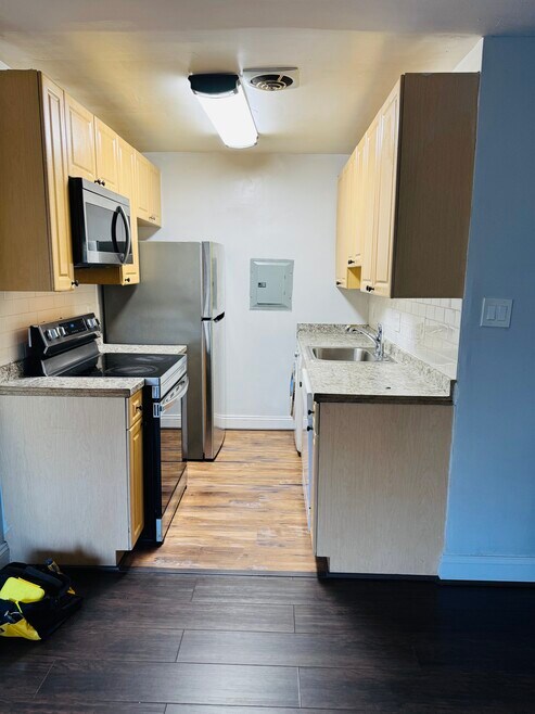 Building Photo - 5601 Parker House Ter