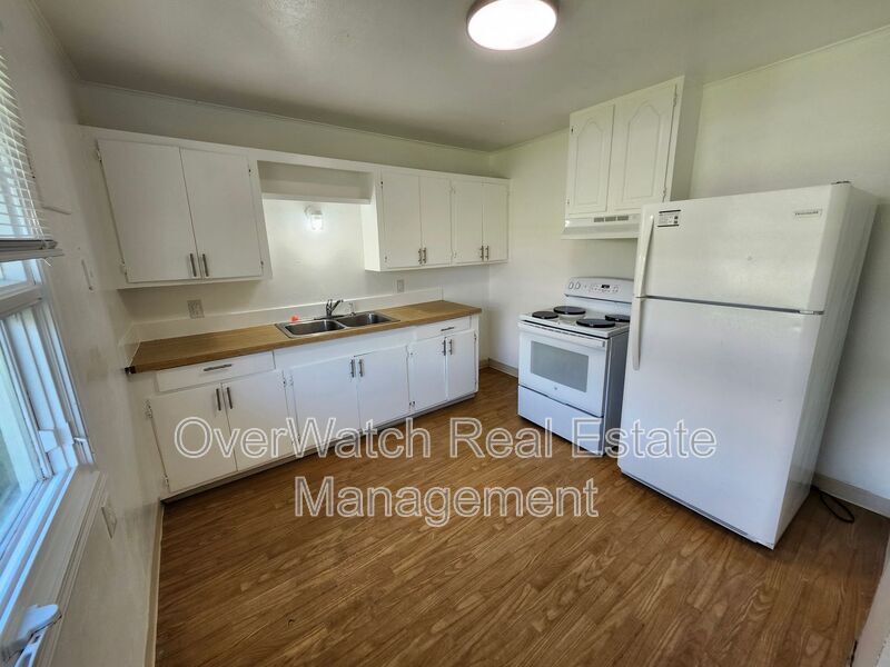 Primary Photo - 5157 Chena Ave