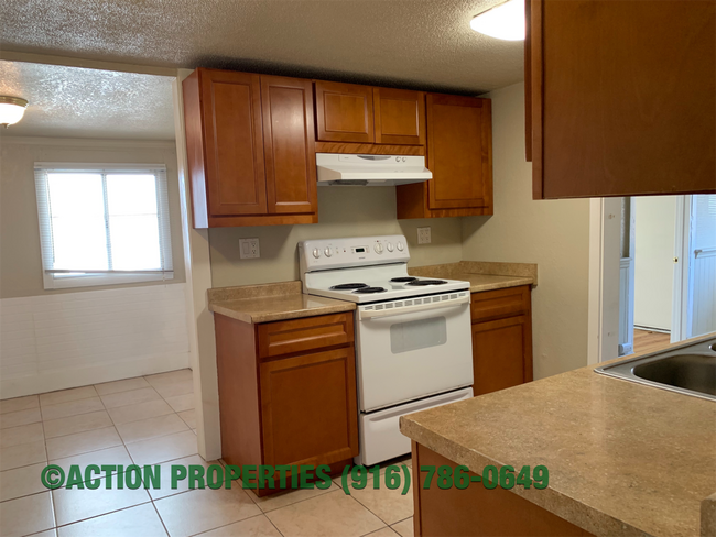 Foto del edificio - Central Roseville Bungalow 2 bedroom 1 Bat...
