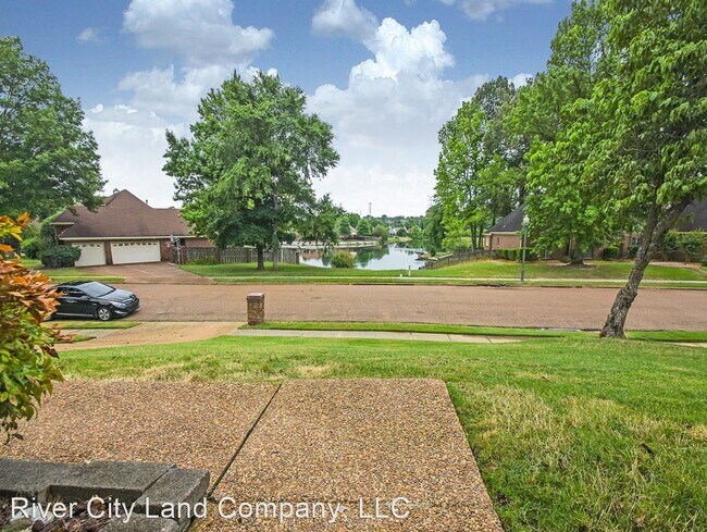 Building Photo - 4 br, 2.5 bath House - 8708 Grandbury Pl.