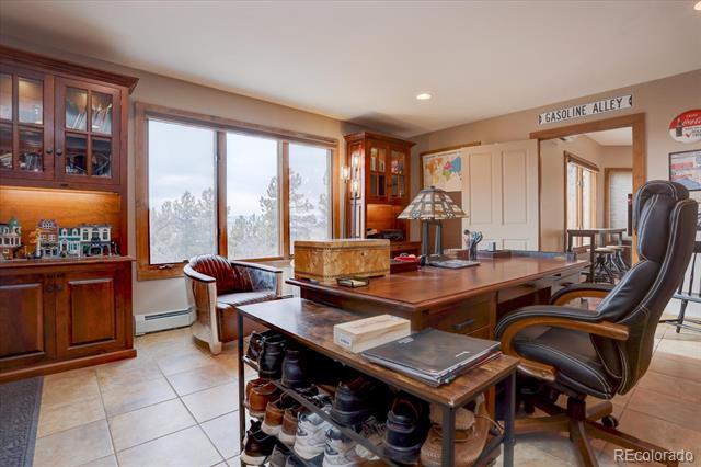 Building Photo - 4760 Lariat Dr