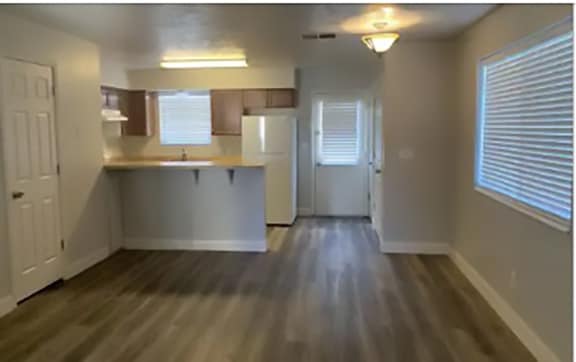 Building Photo - 1045 N 1725 W