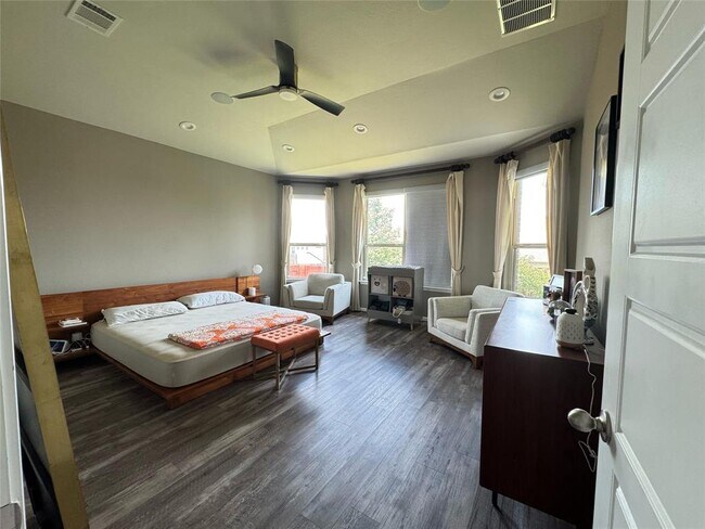 Foto del edificio - 1529 Carlene Pruett St