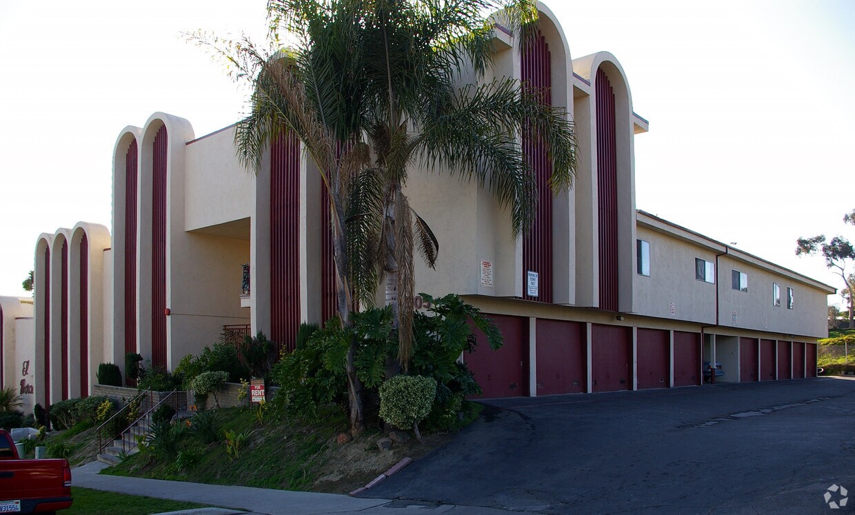Building - El Morrocco