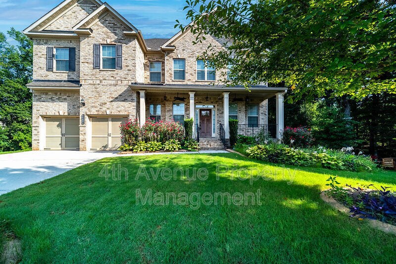 Foto principal - 4679 Lake Falls Dr