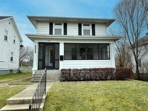 Building Photo - 3008 Webster St