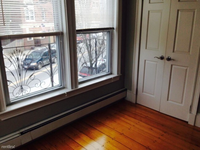 Foto del edificio - 829 Dorchester Ave