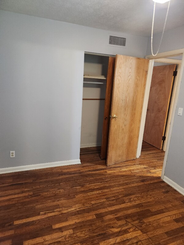 Building Photo - 468 Winans Ave