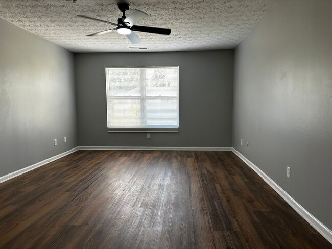Photo - 25% Move In Special available for this Stunningly condo