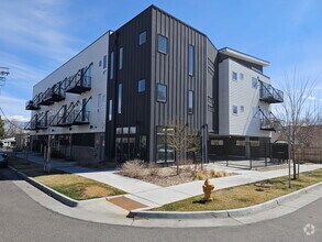 Building Photo - 1590 Ingalls St