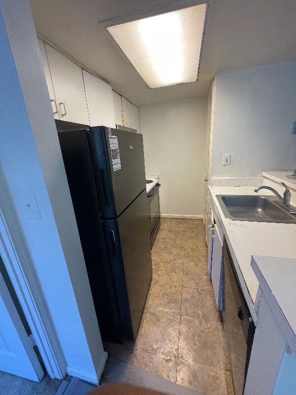 Building Photo - 931 Hillside Lake Terrace