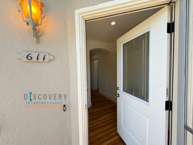 Building Photo - Newly Renovated & Turn-Key Home in Prime El Cerrito Walking Distance to BART and Parks