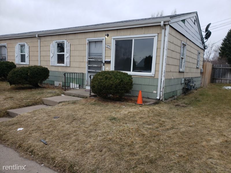 Primary Photo - 2 br, 1 bath Townhome - 373 S Hazel Ct
